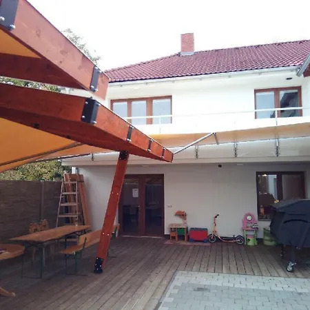 F-bife * Tetčice